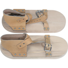 Teerschuhe aus Hartholz